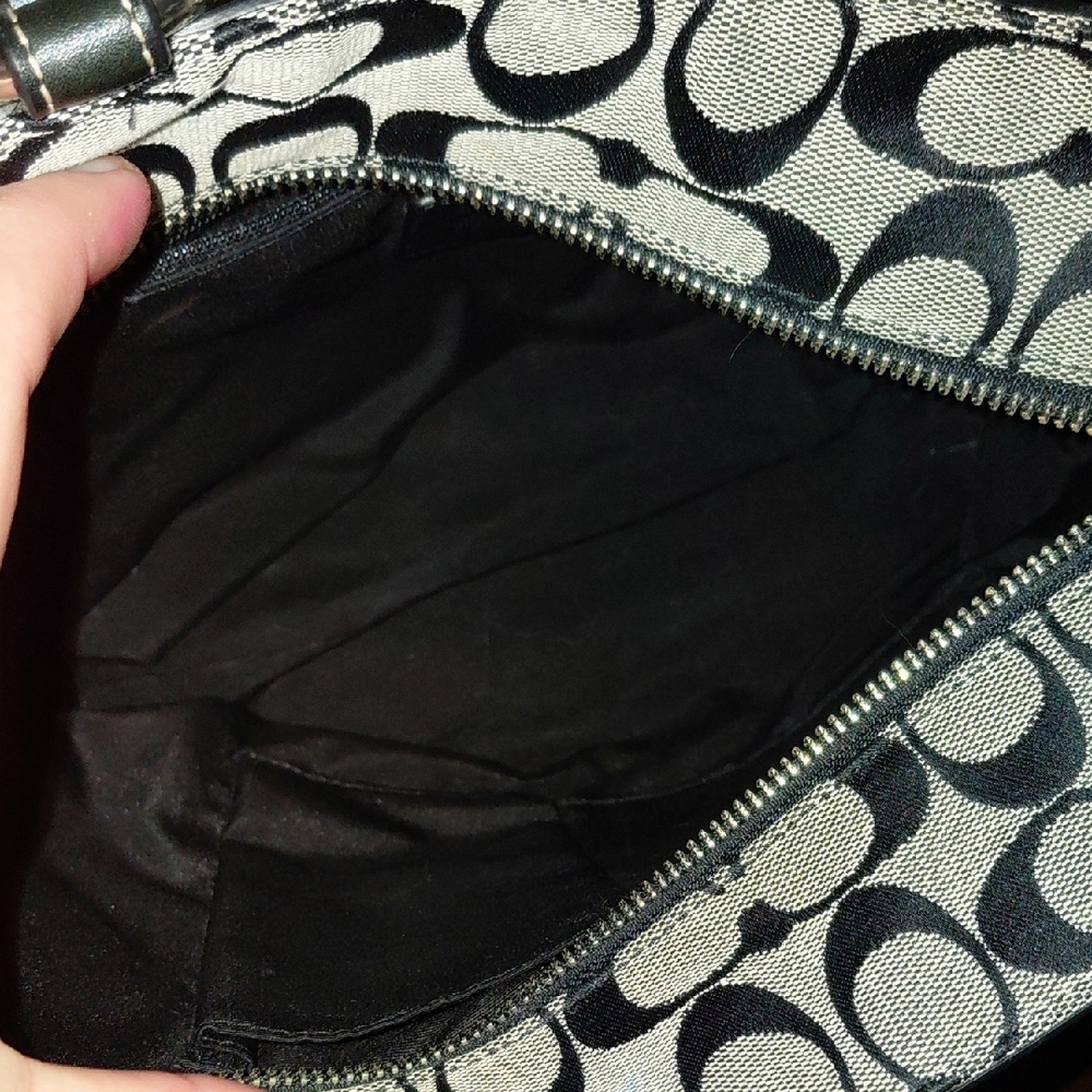 Coach Blk & Gray Leather Studded Signature Shoulder Bag 🩶 - Picture 11 of 16